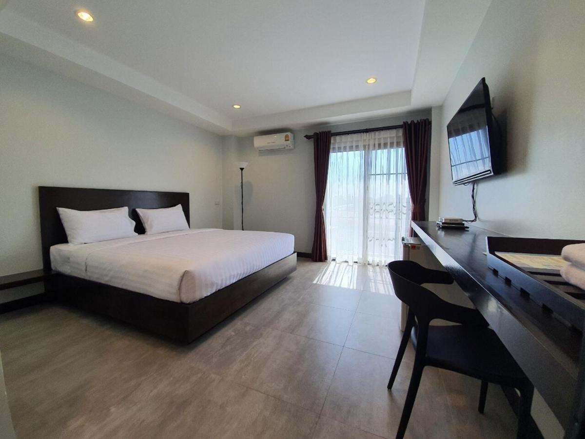 T-Nee Hotel@Udon Udon Thani Dış mekan fotoğraf