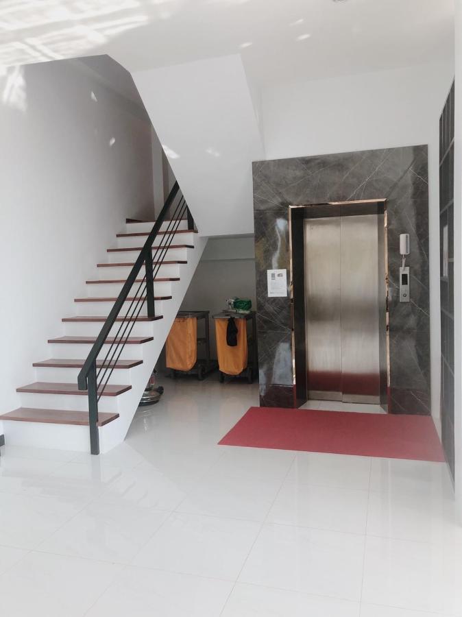 T-Nee Hotel@Udon Udon Thani Dış mekan fotoğraf